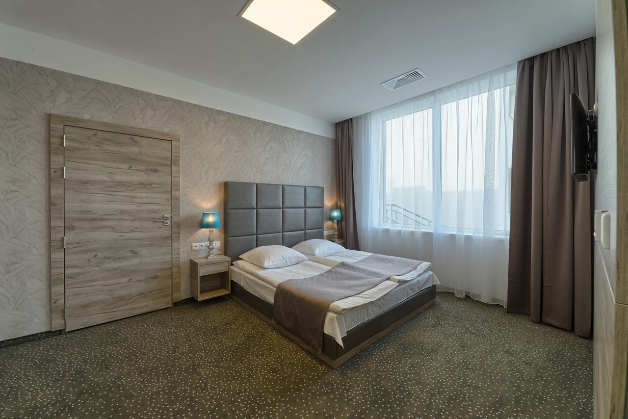 Scout Hotel